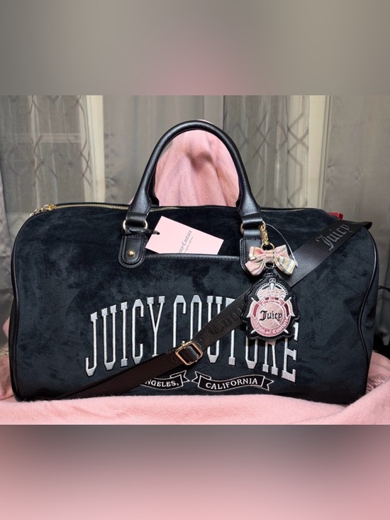 Juicy Couture Handbags - NWT Juicy Couture Black Velvet Weekender Boston Bag Adjustable Strap 19x10